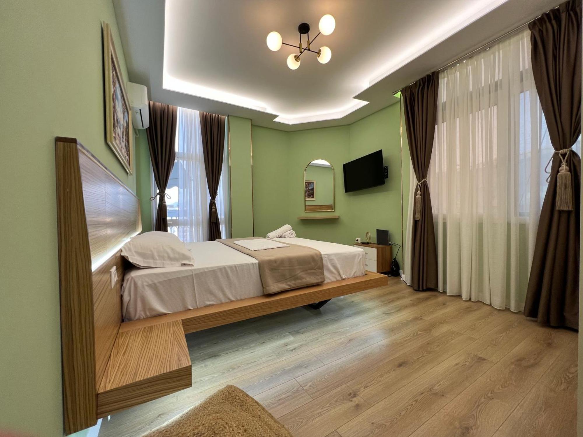 Spiranca Luxury * Tirana